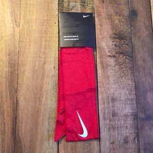 Nike headband